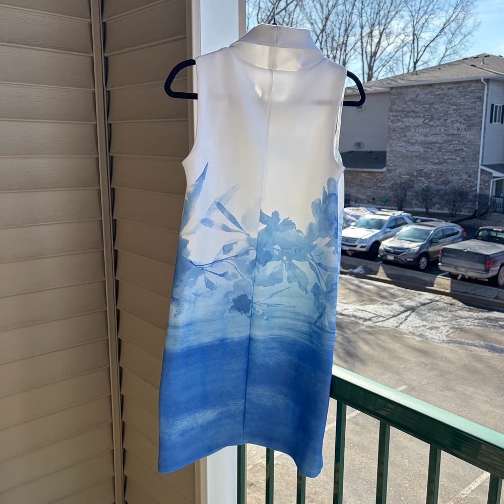 ✨Donna Karan New York Blue Watercolor Sleeveless Sheath Dress Size 2 Mock Midi - Picture 4 of 14